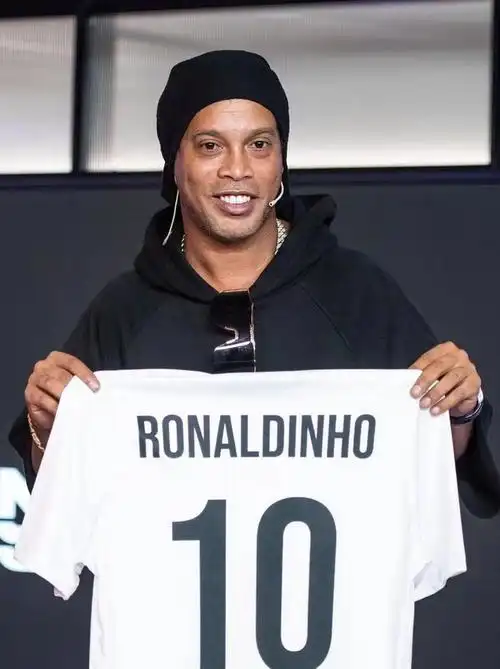 他不仅成功 他不仅成功