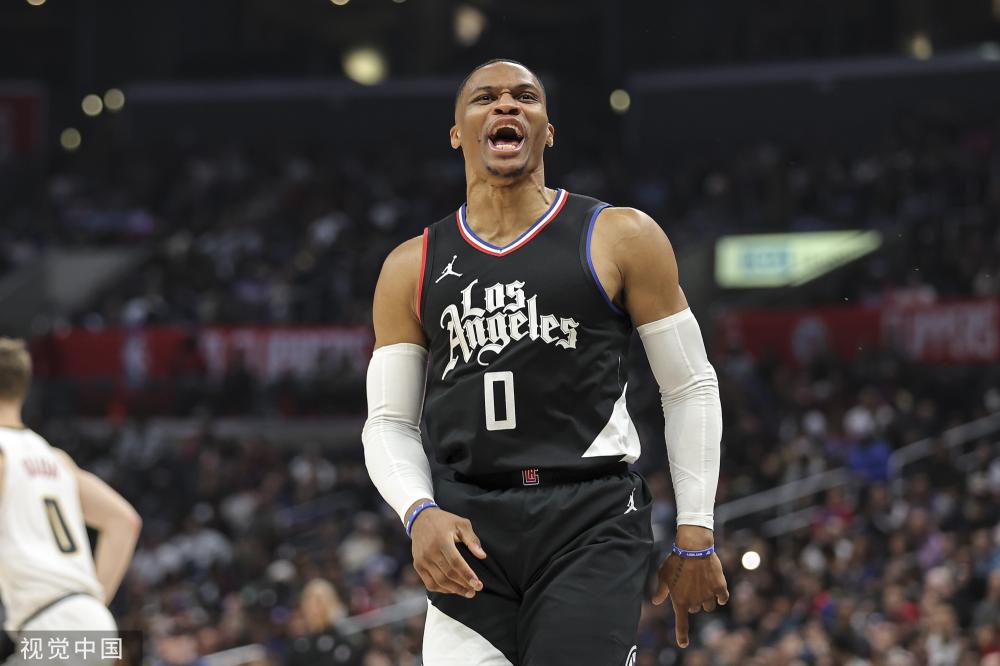 两翼突破 两翼突破