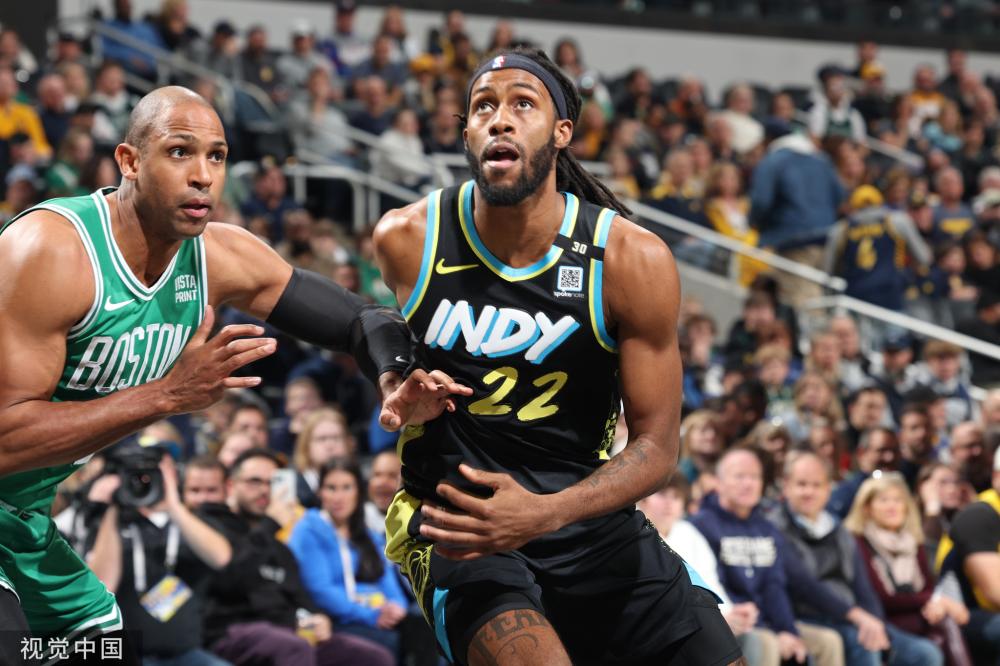 造成犯规 造成犯规